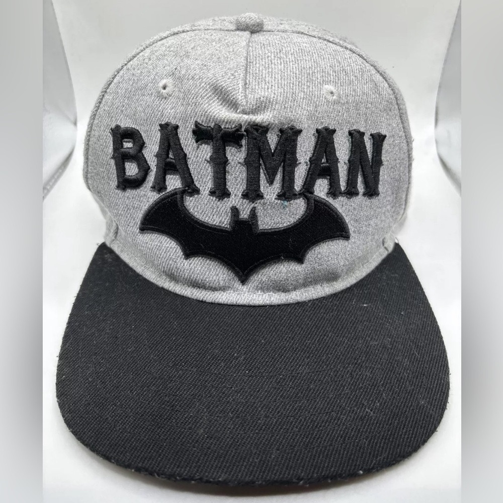 Batman Cap Snapback Grey Black Embroidered Letters Bat Logo Black Brim Cap Hat